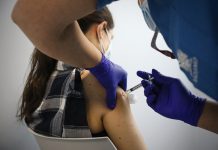 Luxemburgo: Portugueses e belgas são os imigrantes mais reticentes em serem vacinados contra a COVID19