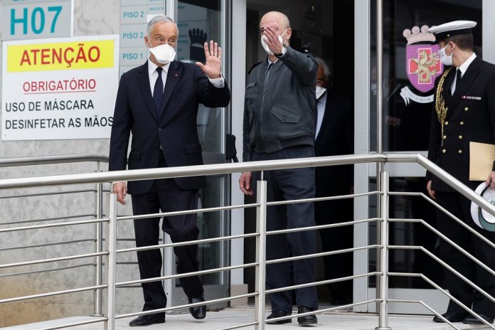 Presidente da República e o primeiro-ministro visitam o Hospital das Forças Armadas